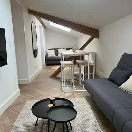 Le Saint-rock & Roll - Le Corner Apartament *